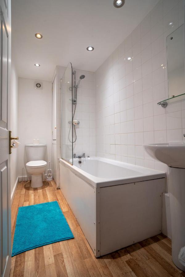 The Torrs Apartments New Mills المظهر الخارجي الصورة