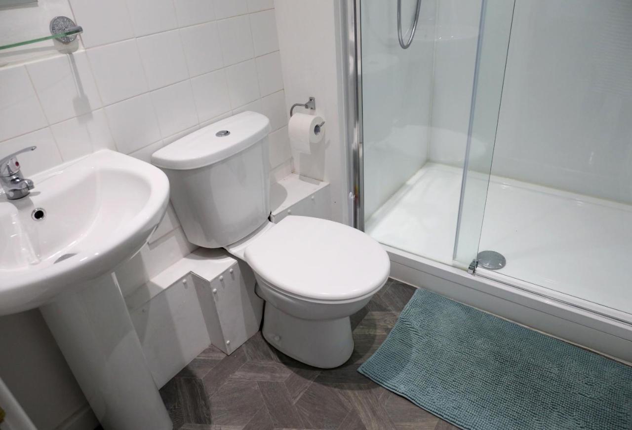 The Torrs Apartments New Mills المظهر الخارجي الصورة